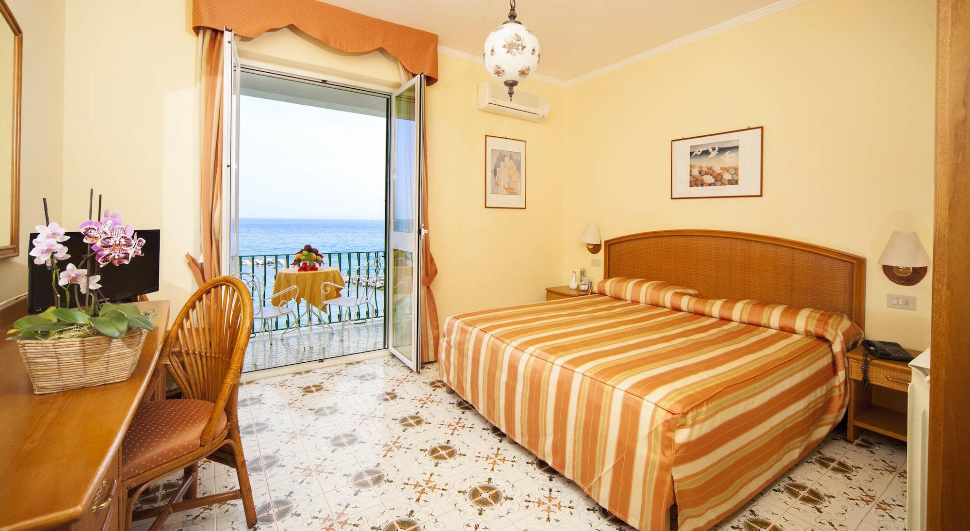 Hotel Ambasciatori Ischia Exterior photo
