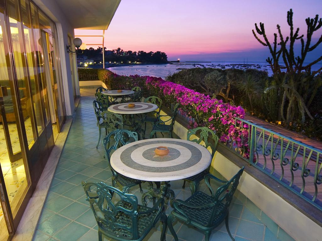 Hotel Ambasciatori Ischia Exterior photo