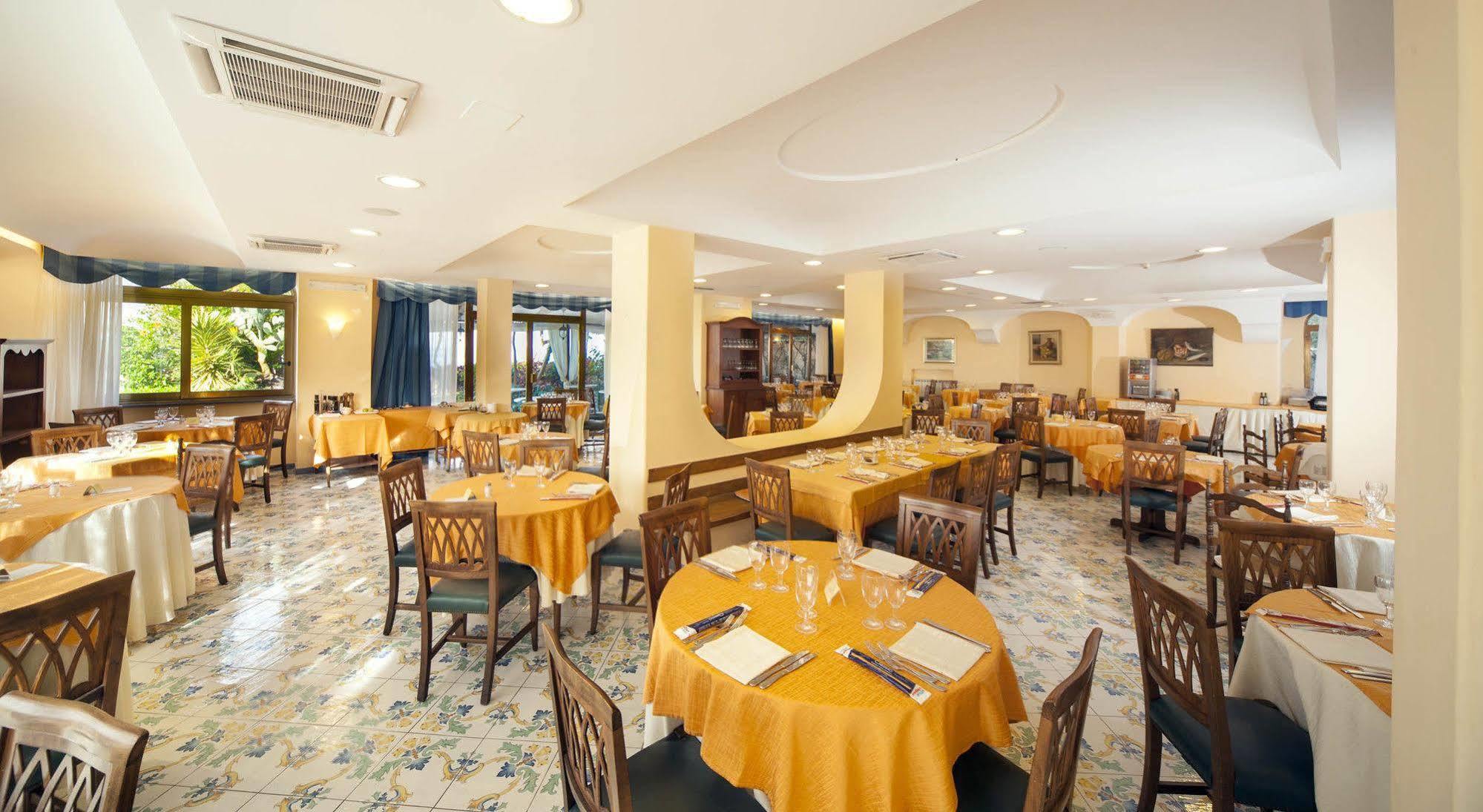 Hotel Ambasciatori Ischia Exterior photo