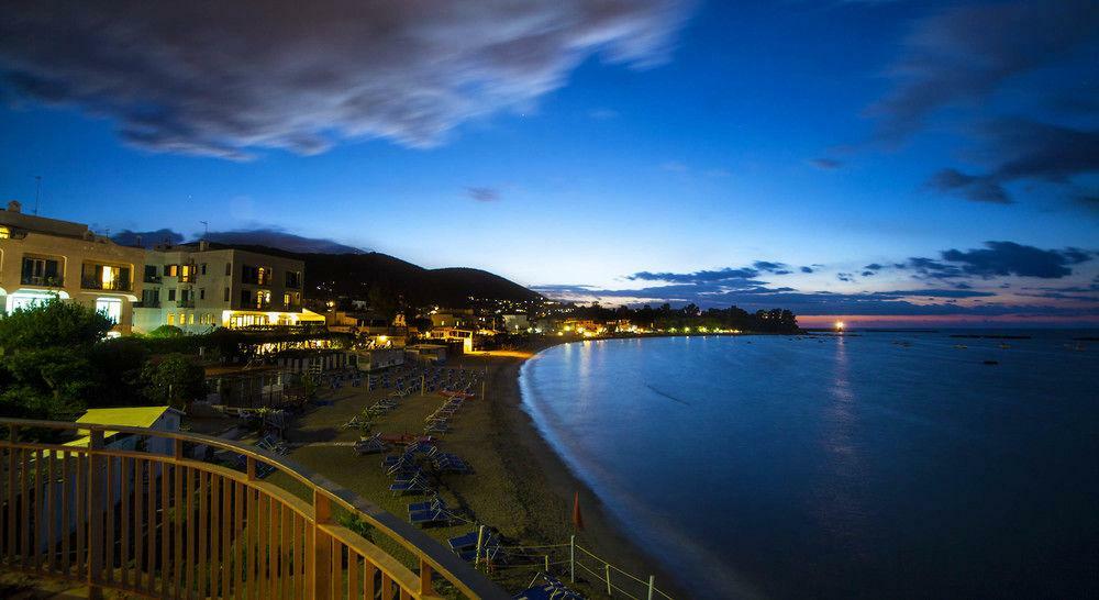 Hotel Ambasciatori Ischia Exterior photo